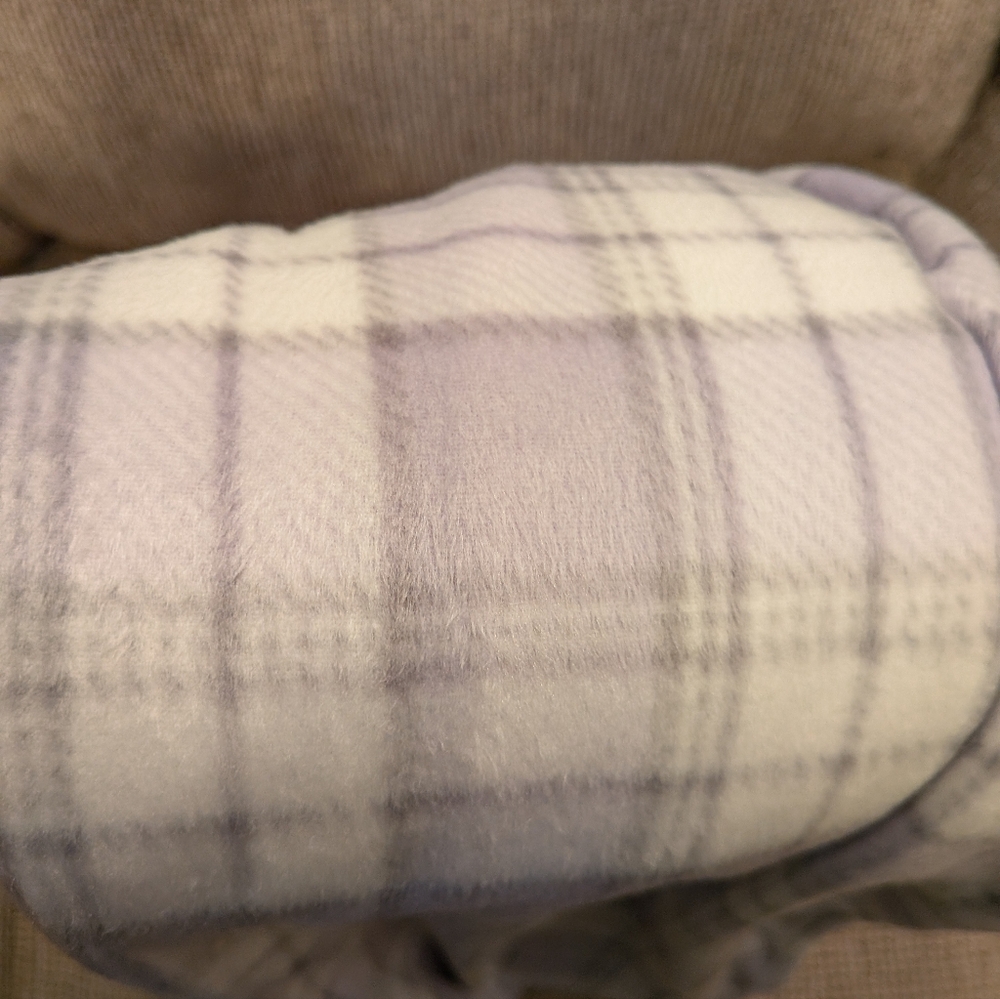 NWOT Croft & Barrow Pajama Set in Lavender and White Plaid - Picture 9 of 9